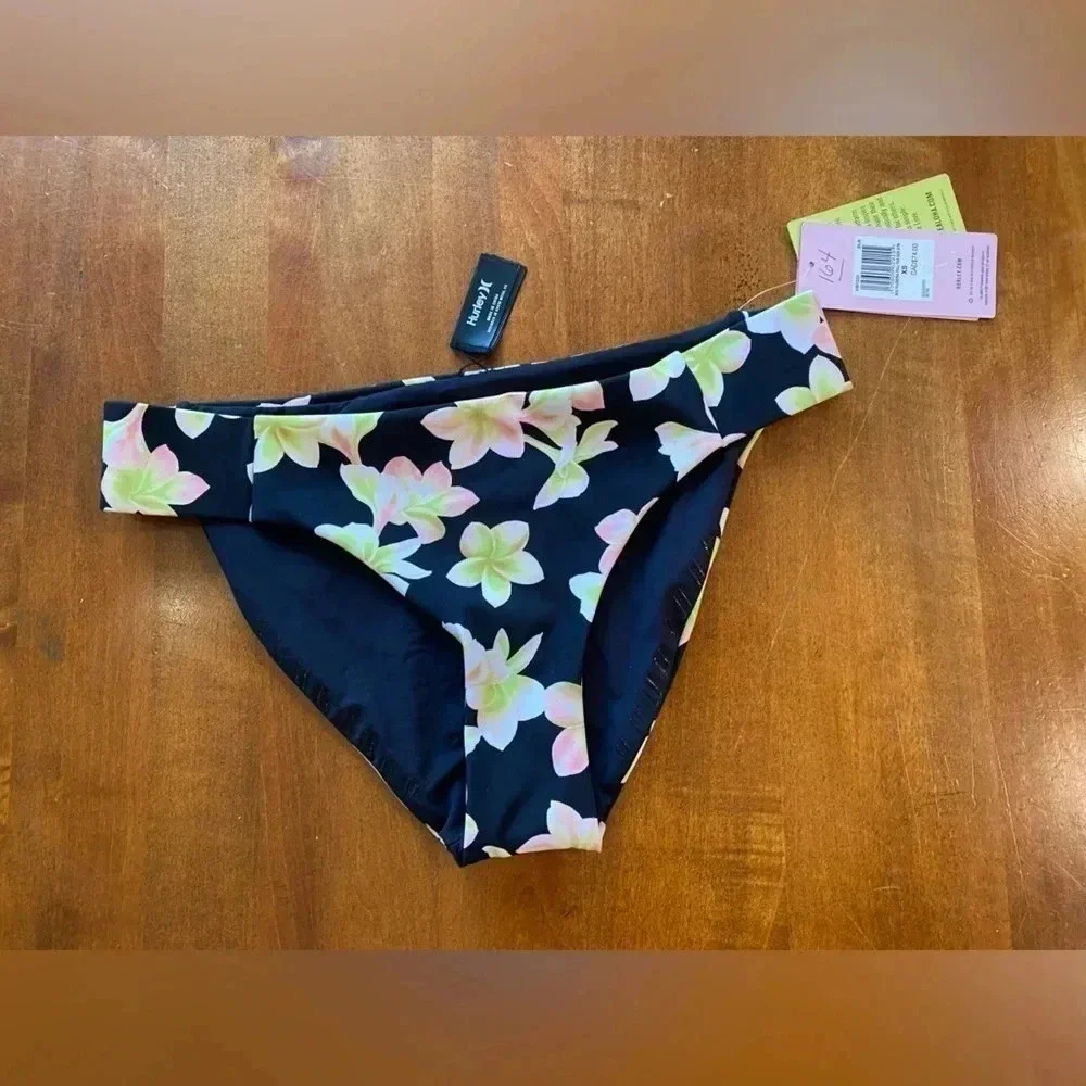 HURLEY Carissa Moore Aloha Collection Black Max Plumeria Bikini Bottom Large NWT